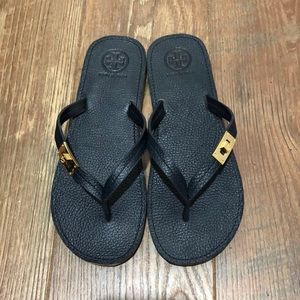 Tory Burch Leather flip flops